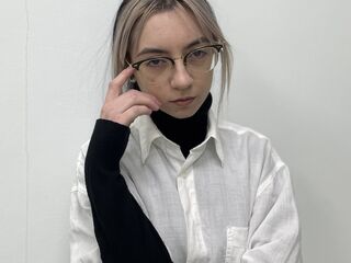 BonnieBreed's Model Profile Image