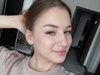 MonaVilonny's Voyeur live cams Profile Image